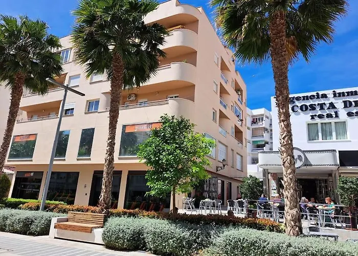 In Torremolinos, Av Palma De Mallorca Nº 12